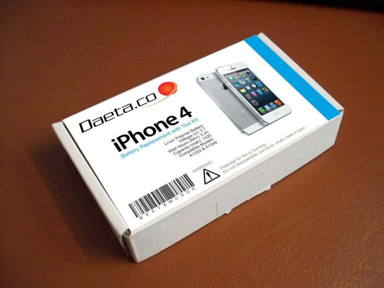 Portfolio: Daeta.co - Iphone4 battery - Packaging Design - branding - Graphic Design - Print Design - Stationary Design